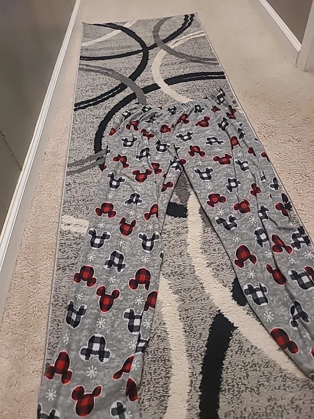 Disney Mickey Mouse Lounge Sleep Pants Size Medium Gray Plaid Mickey Mouse Heads - Picture 3 of 8